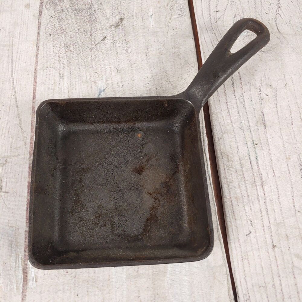 VINTAGE Griswold #129 Cast Iron Egg Skillet Pan Square - USED Unseasoned VTG